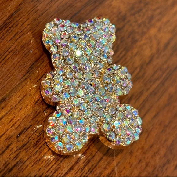 Diamond Rhinestone On Gold Gummy Bear Brooch NWT - Picture 4 of 8